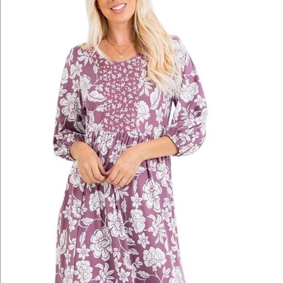 New Boutique Bohemian Dress - Picture 5 of 5